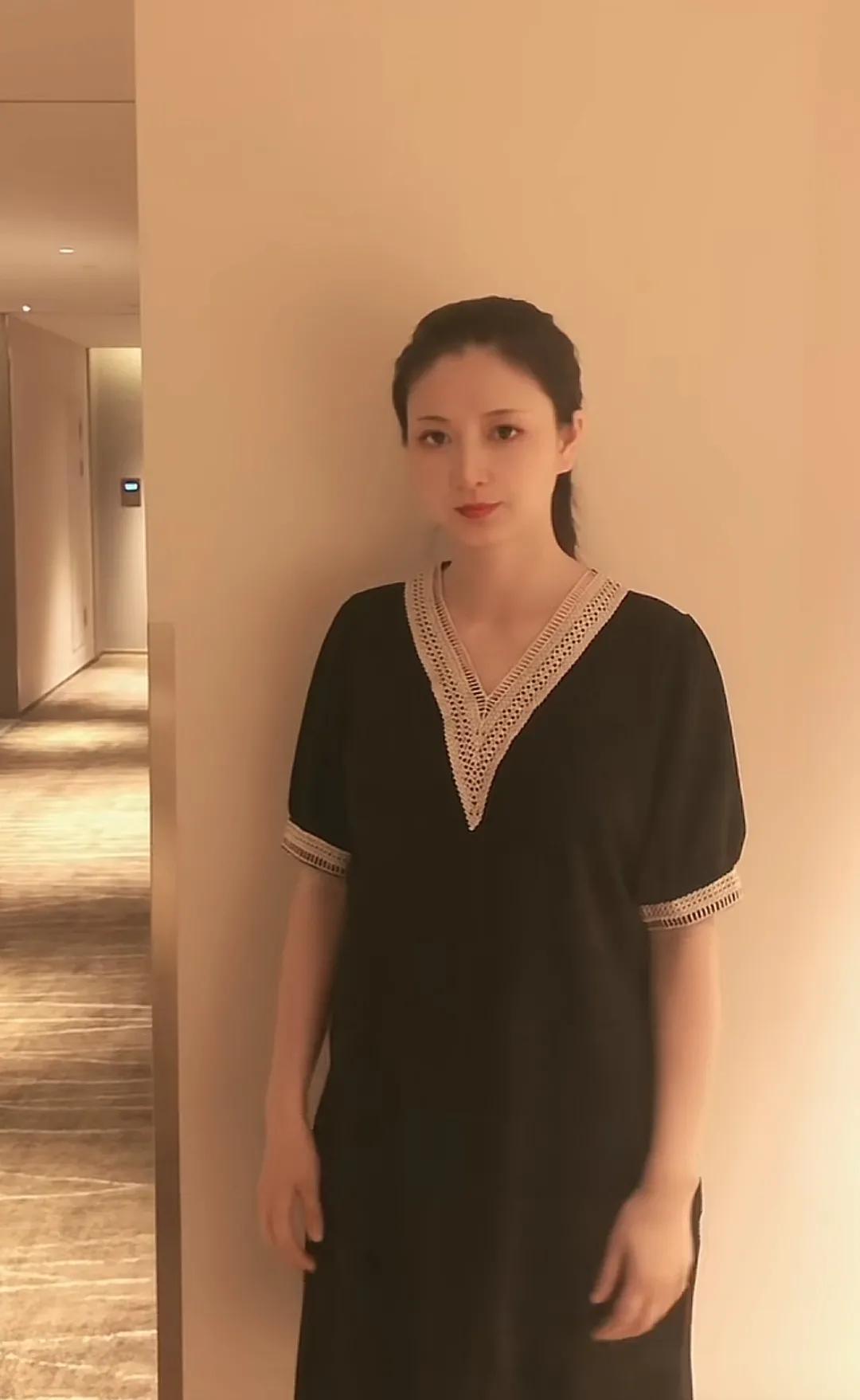 眉姐姐斕曦回應丑衣服穿搭