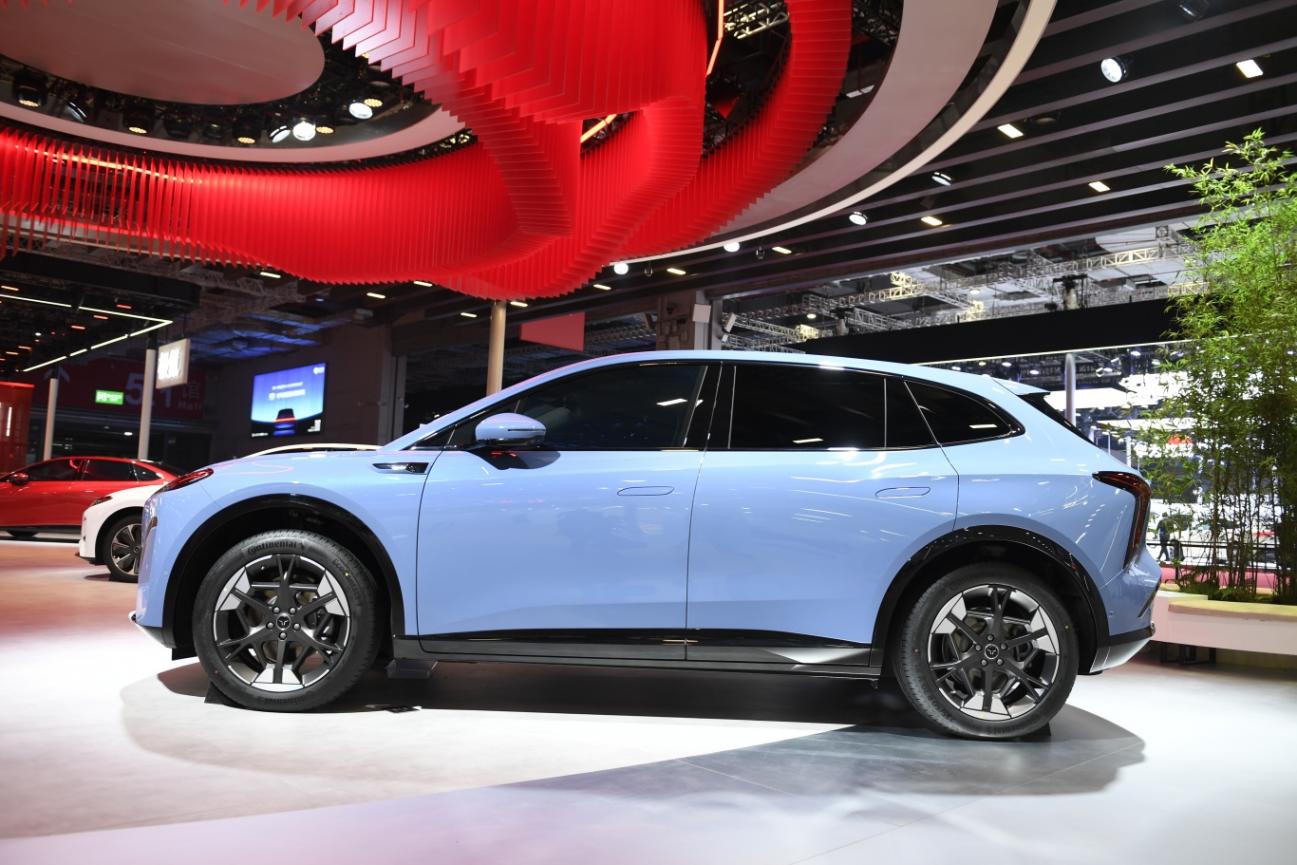 【旗·鑒】2025上海車展丨紅旗品牌新智國潮豪華純電SUV——天工06