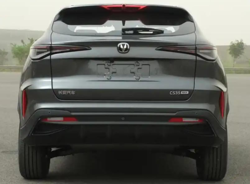長安CS35 MAX申報(bào)圖公布!定位緊湊型SUV